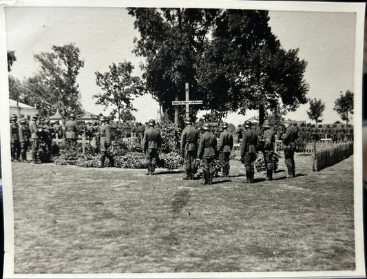 German WWII Photo KIA Gravesite W/ Soldiers Paying Respects