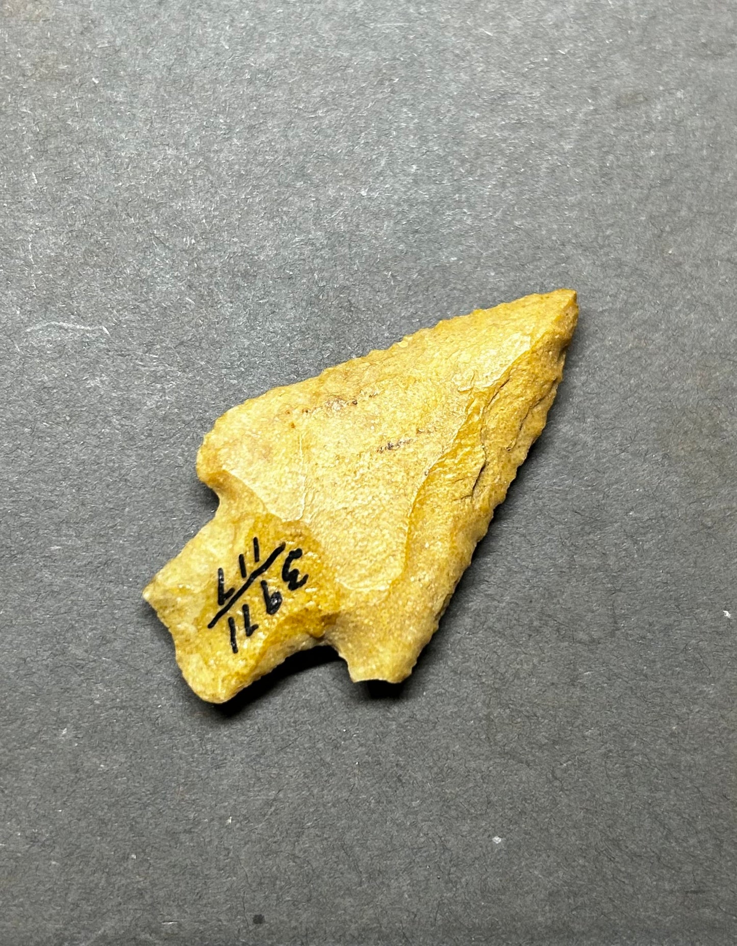 Archaic Period Dickson Point Native American Arrowhead