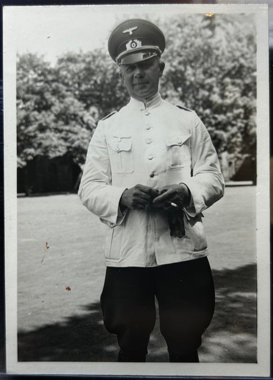 German WWII Photo High Rank Heer Officer (Colonel) In Summer Attire Signed On Back