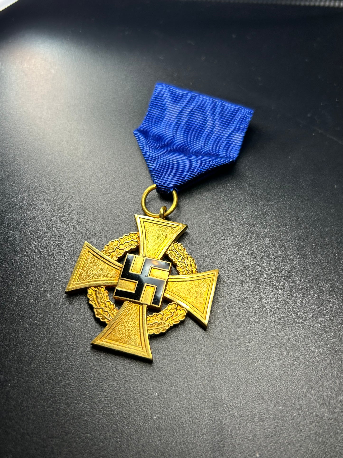 Cased German WW2 40 year faithful service medal